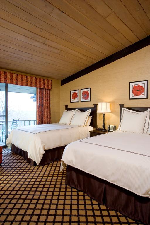 Summit Village Bellaire Ruang foto