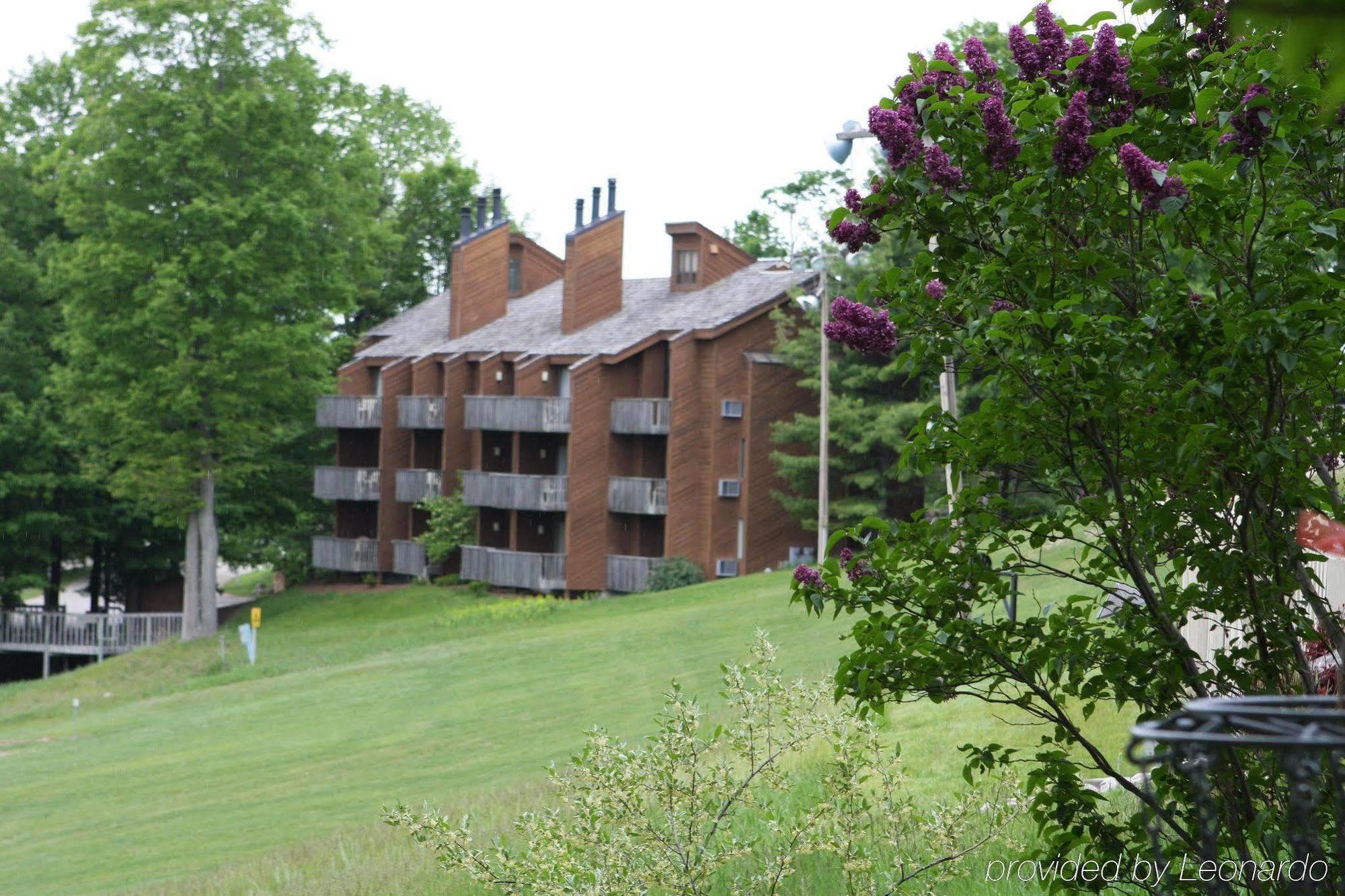 Summit Village Bellaire Bagian luar foto