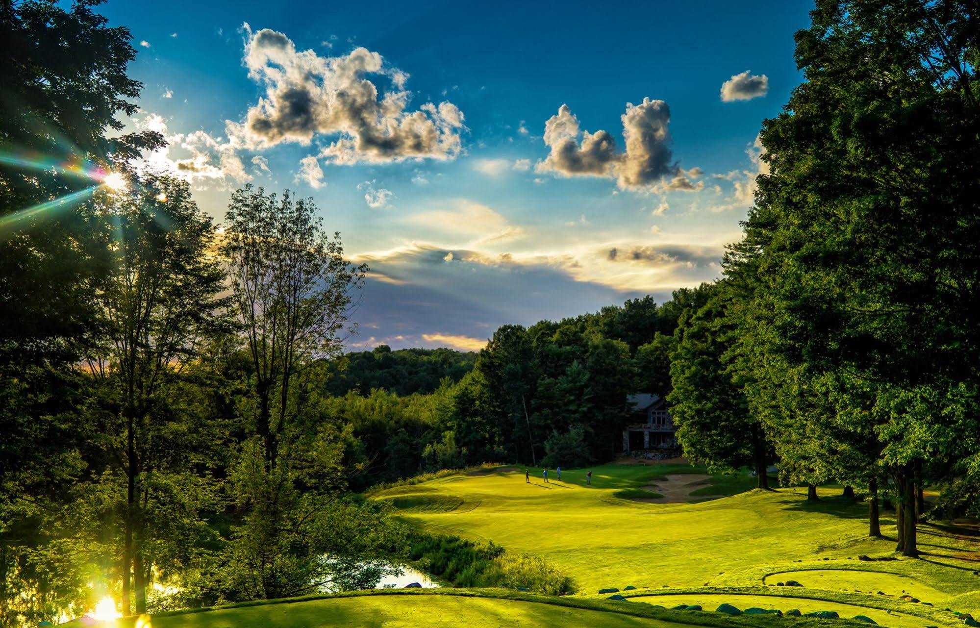Summit Village Bellaire Bagian luar foto